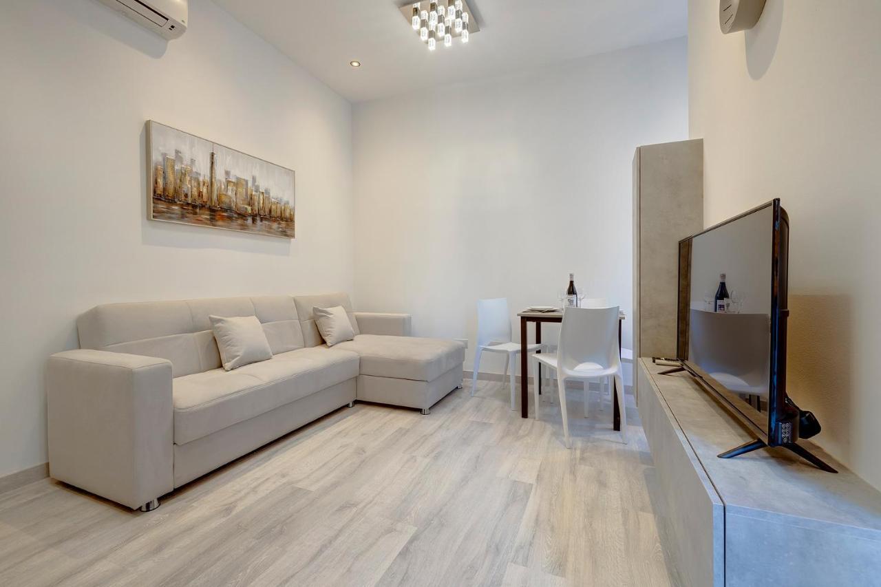 Modern Apartment In The Best Area Of Sliema Exteriör bild